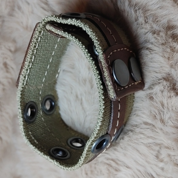 Men's Fossil Leather and Canvas Bracelet - Picture 3 of 9